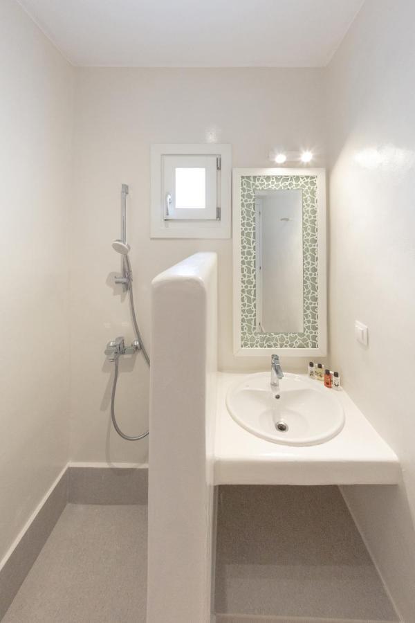 Corfostar Rooms Mykonos Town Esterno foto
